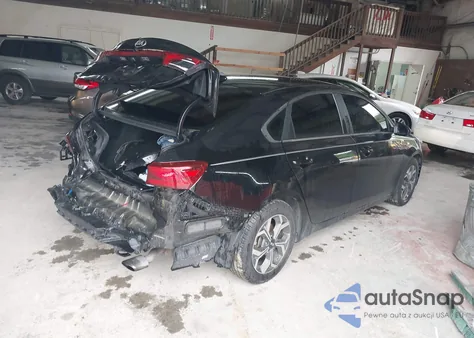 2020 Kia Forte Lxs z USA, uszkodzony, nr VIN 3KPF24AD8LE194334